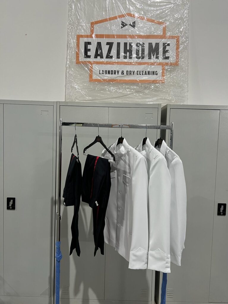 Eazihome Laundry Army Uniform Dry Cleaning