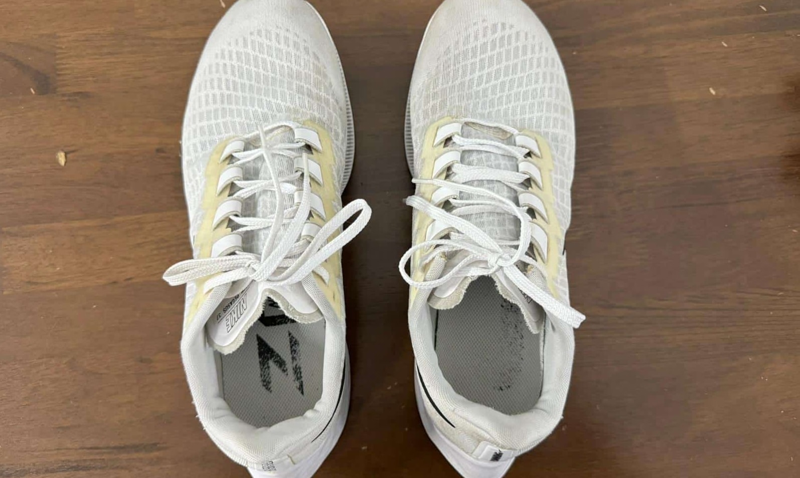 Sneaker cleaning